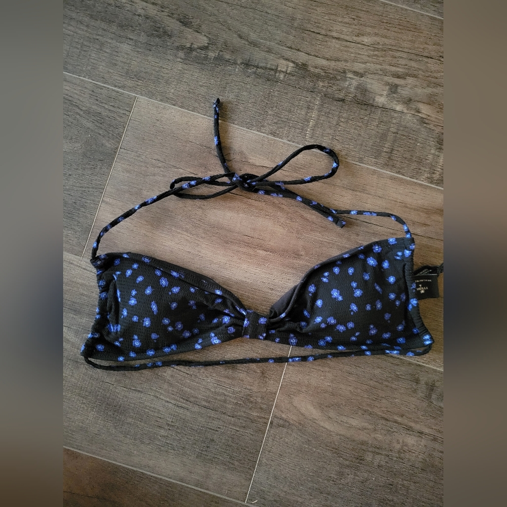NWT THRILLS Romy String Bandeau Bikini Top Size M